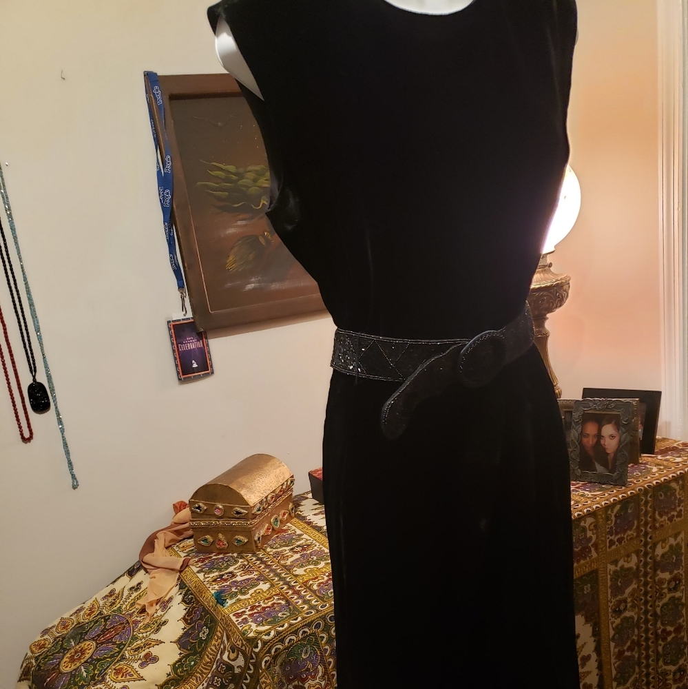 50'S or 60's Abe Schrader black velvet cocktail dress with wide beaded belt. 8